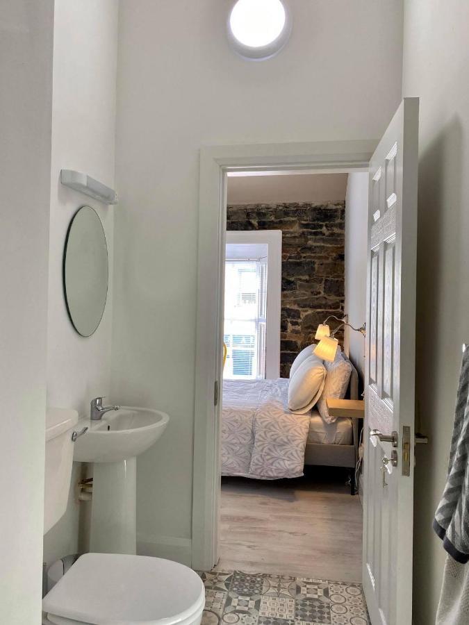 أوتيرارد Room 2 Camp Street B&B & Self Catering المظهر الخارجي الصورة